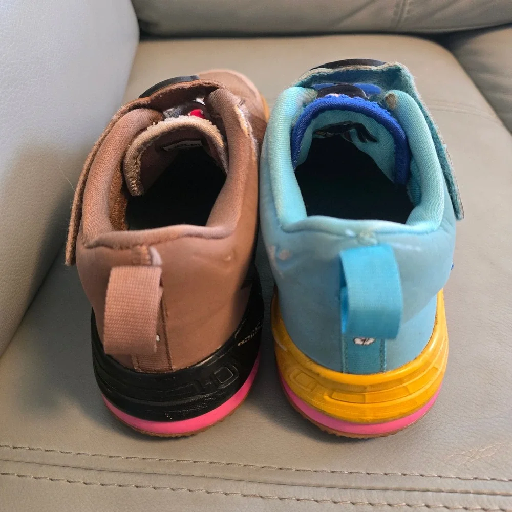 Nike LeBron 18 Low Space‎ Jam Wile E vs Roadrunner Kids Shoes DJ3761-401 Size 2Y